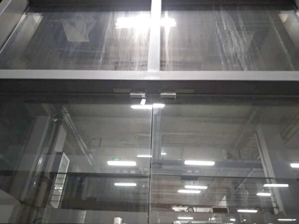 玻璃門上安裝的電插鎖